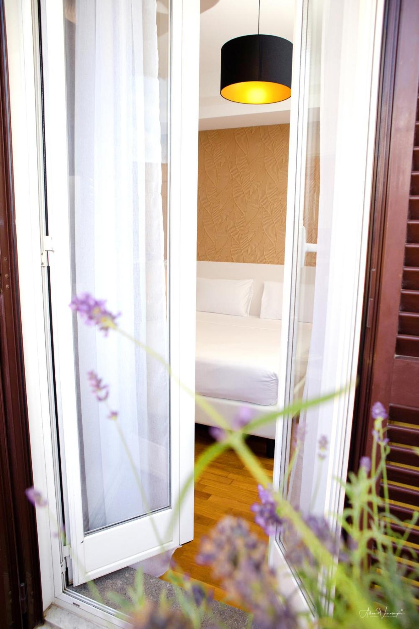 Magikrooms Topaz Рим Экстерьер фото