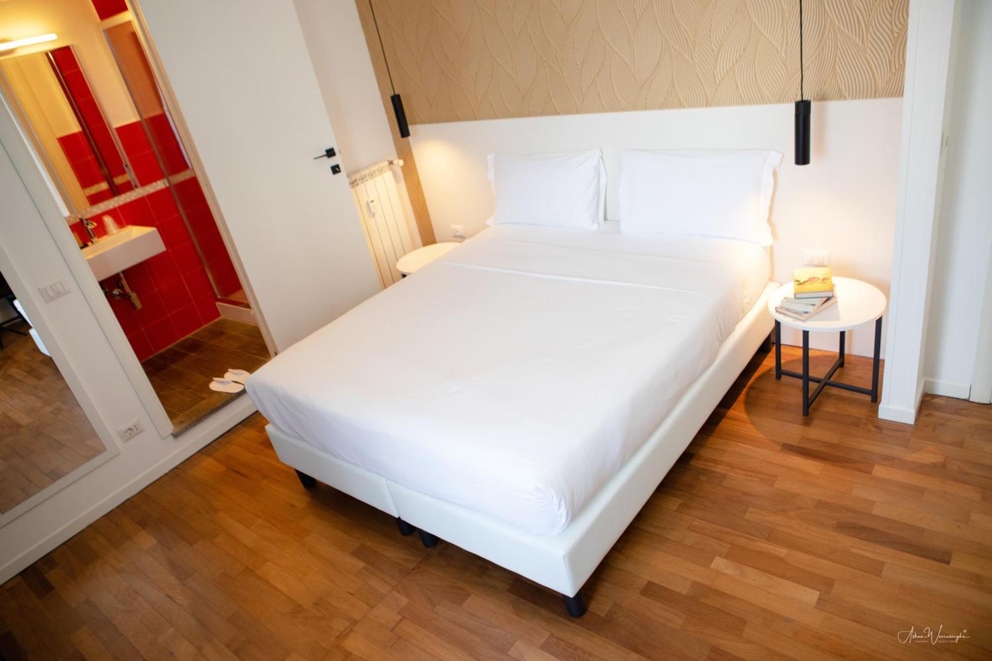 Magikrooms Topaz Рим Экстерьер фото